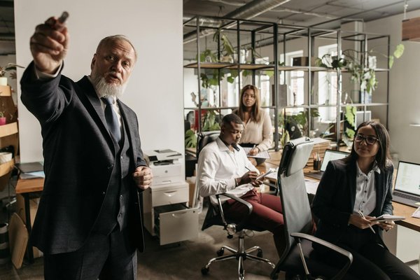 Maîtriser l'Art de la Communication dans l'Industrie du Luxe